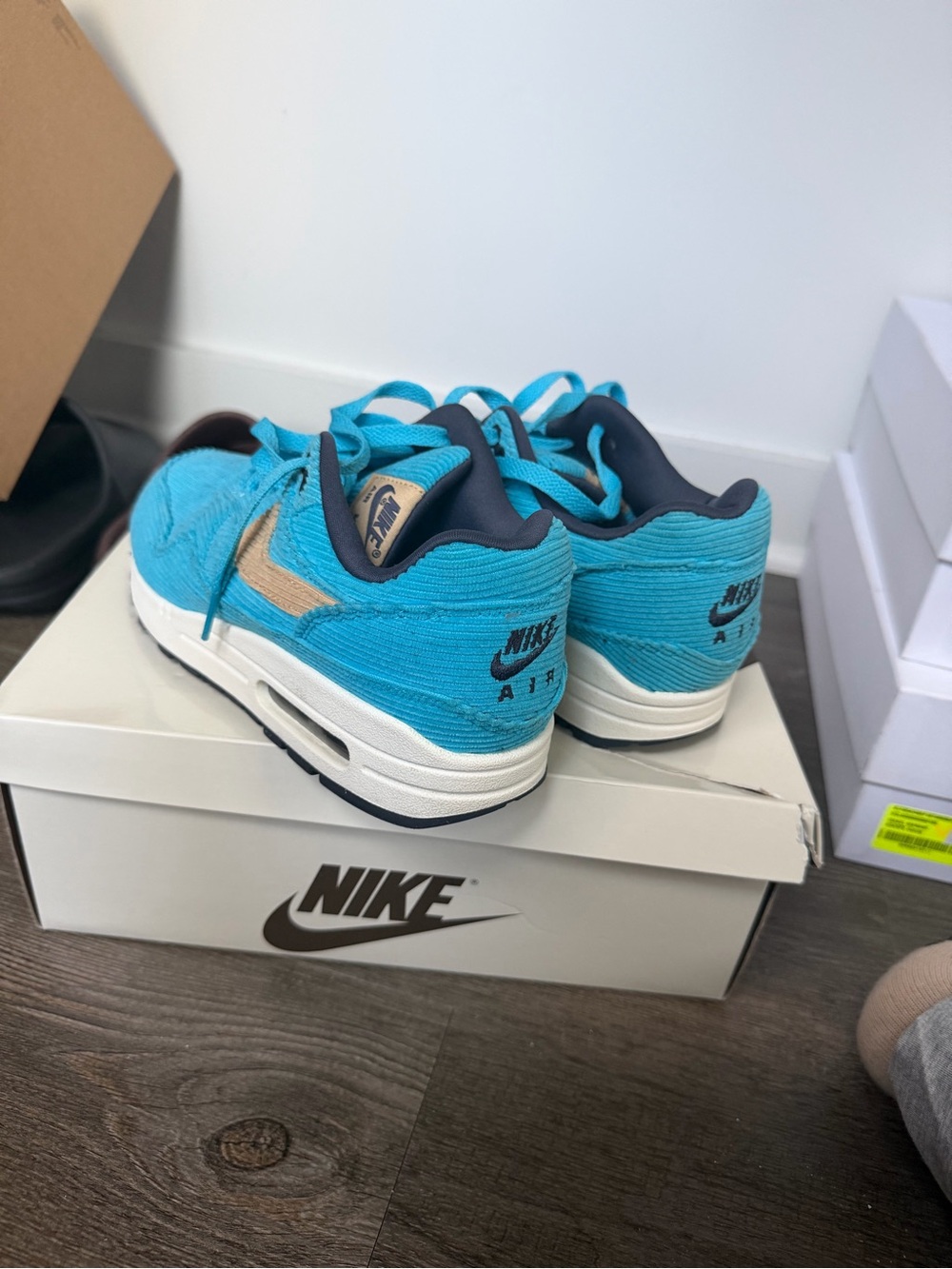 Nike Kids Air Max Sneakers - Turquoise with Beige Swoosh